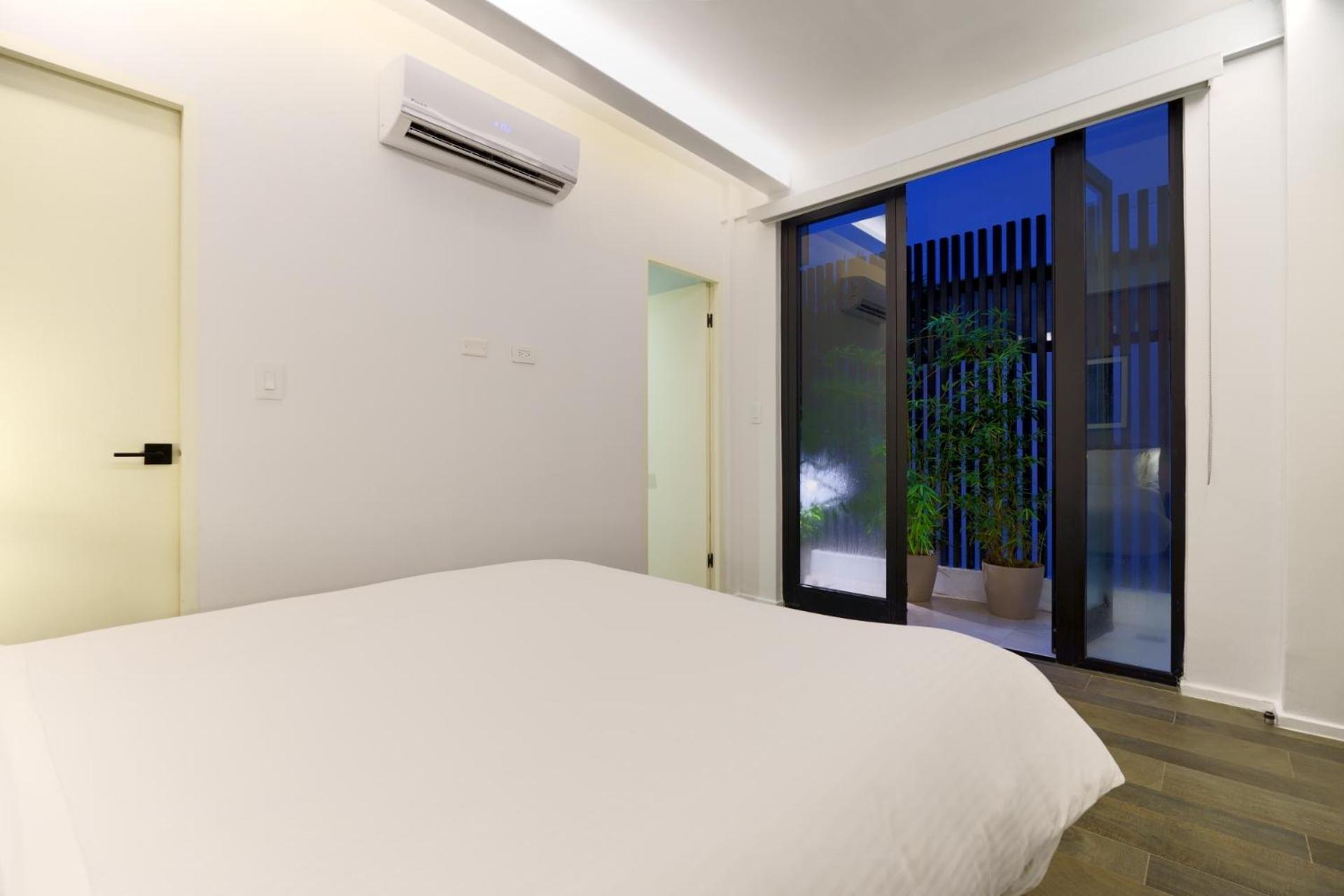 Sunny 2Br With Pool In Casco Antiguo Apartment Панама Сити Екстериор снимка