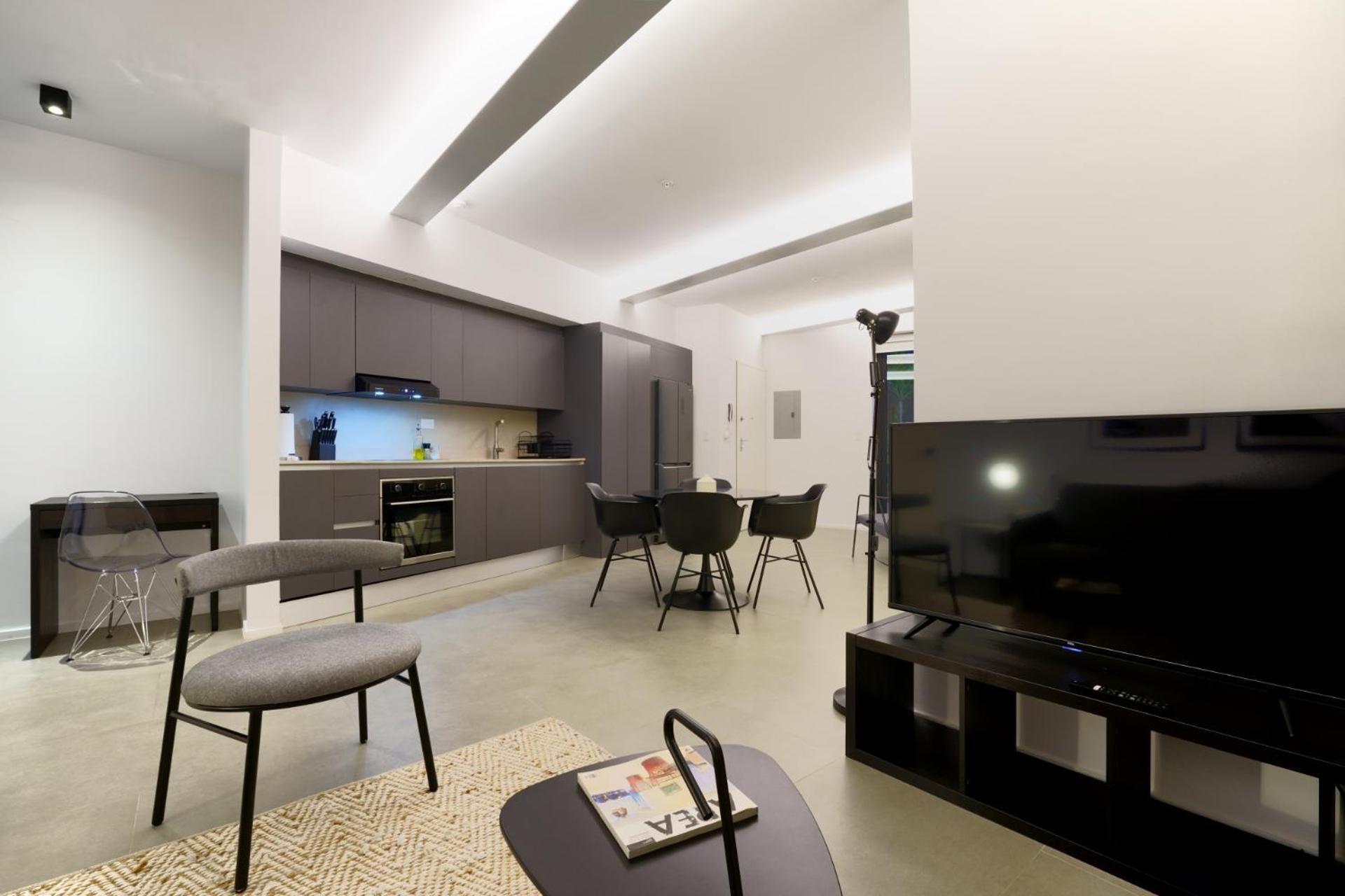 Sunny 2Br With Pool In Casco Antiguo Apartment Панама Сити Екстериор снимка