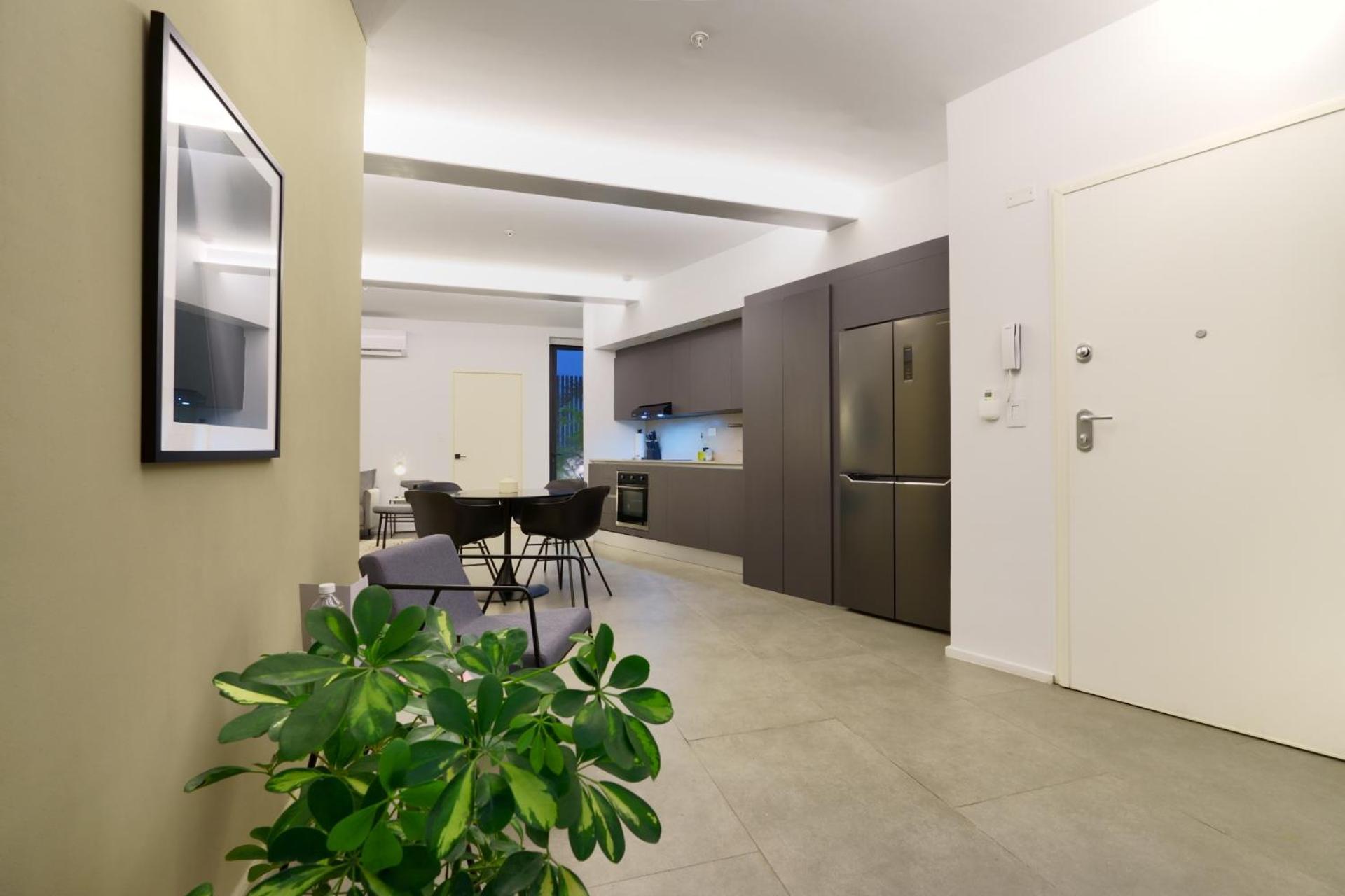 Sunny 2Br With Pool In Casco Antiguo Apartment Панама Сити Екстериор снимка